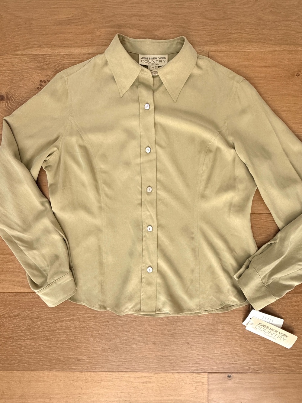 NWT VTG Jones New York Silk Blouse Shirt Beige Neutral Wms 14 90s Utility Office